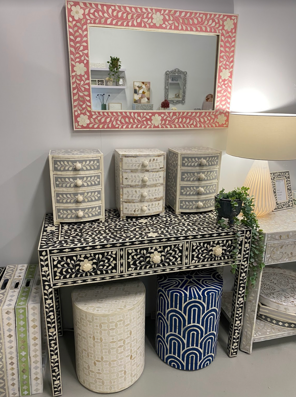 Bone Inlay Rectangular Mirror : Floral : Pink Bone Inlay Rectangular Mirror : Floral : Pink