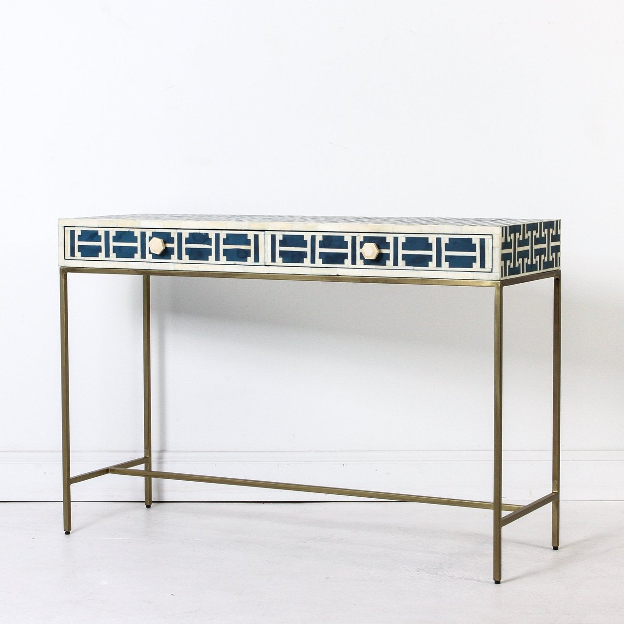 Bone Inlay Console : Nexus : Black