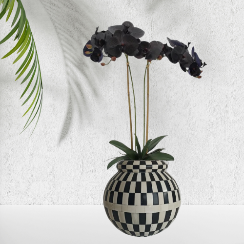 Bone Inlay Vase : Checkered : Black