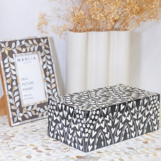 Bone Inlay Mid-Size Box : Heart : Black