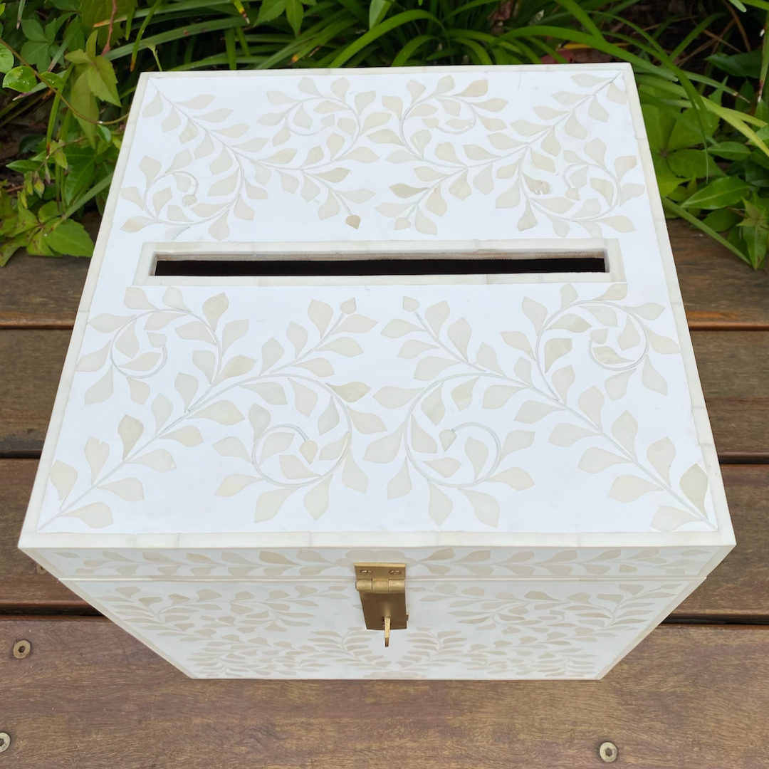 Bone Inlay Wishing Well Box : Floral : White