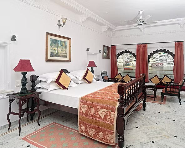 Rajasthan Illuminated : Safari Adventures, Desert Retreats & India’s Festival of Light