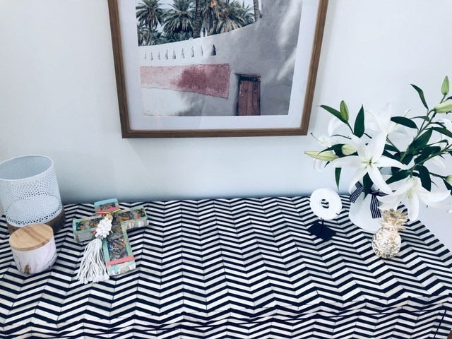 Bone Inlay 2 Drawer Chest : Zig Zag : Black