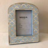 Bone Inlay Arched Photo Frame : Scallop : Pale Blue