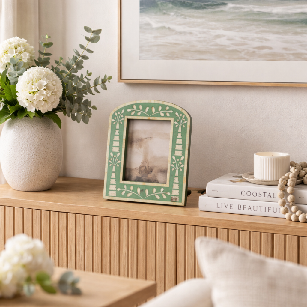 Bone Inlay Arched Photo Frame : Palm : Green