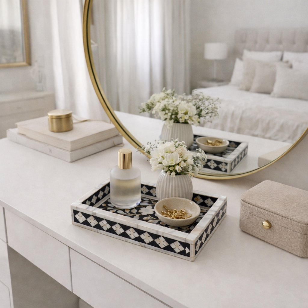 Mother of Pearl Inlay Mini Tray : Floral : Black