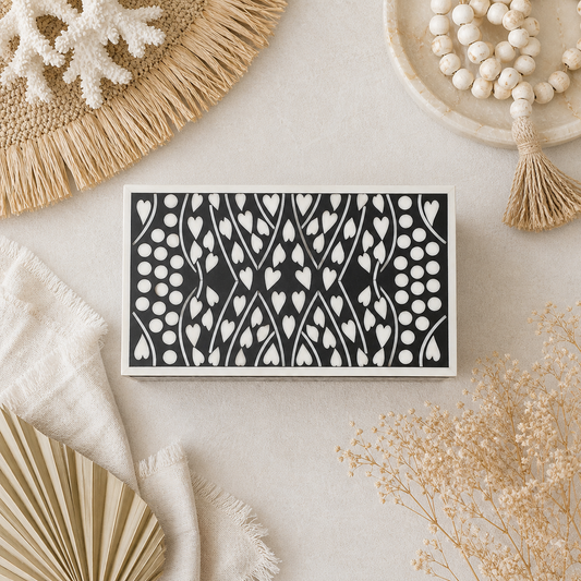 Bone Inlay Mid-Size Box : Heart : Black