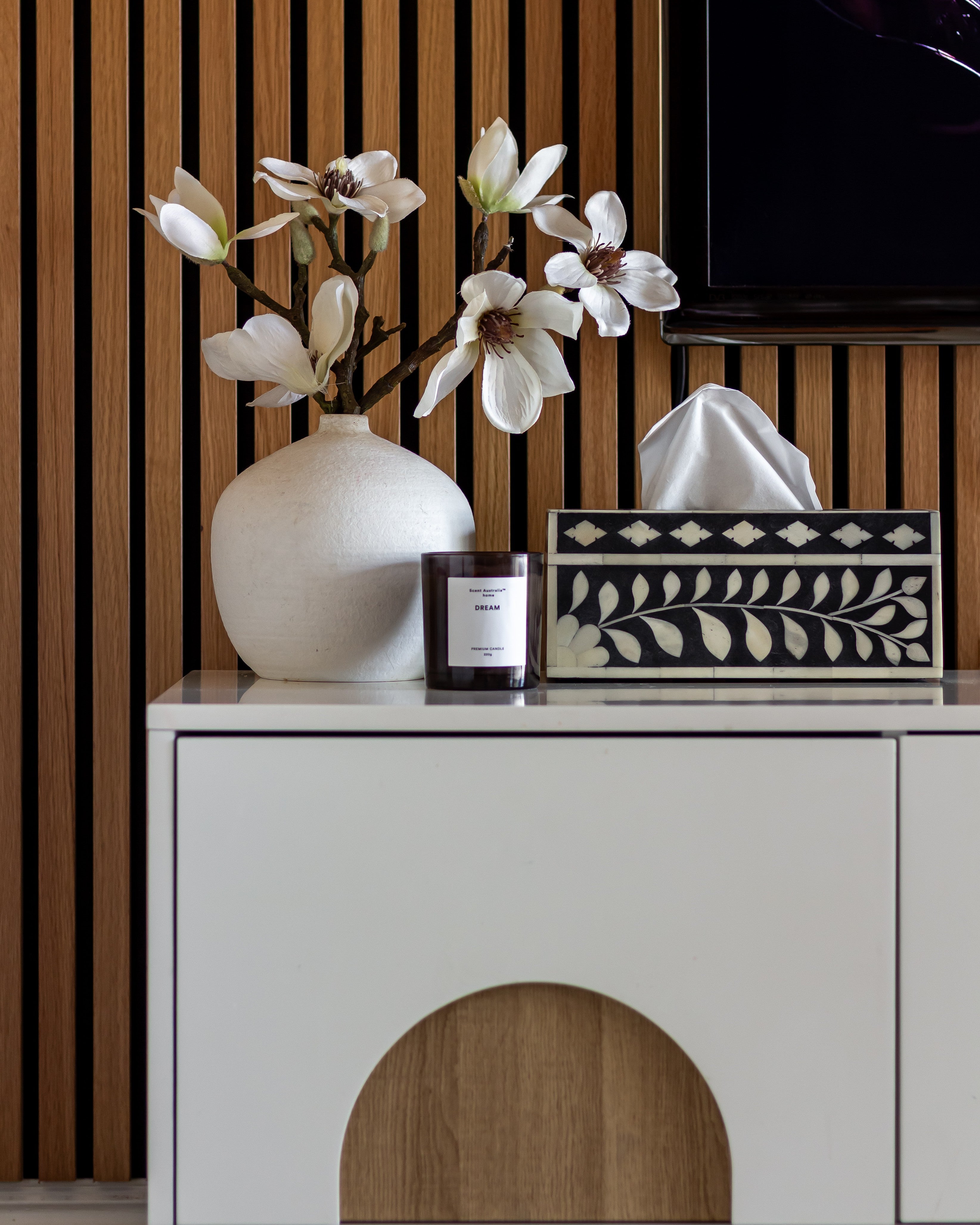 Bone Inlay Tissue Holder : Floral : Black