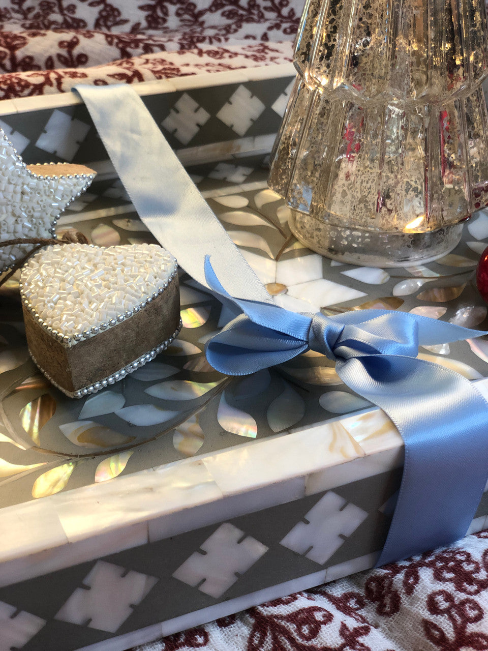 Mother of Pearl Inlay Small Tray : Floral : Grey