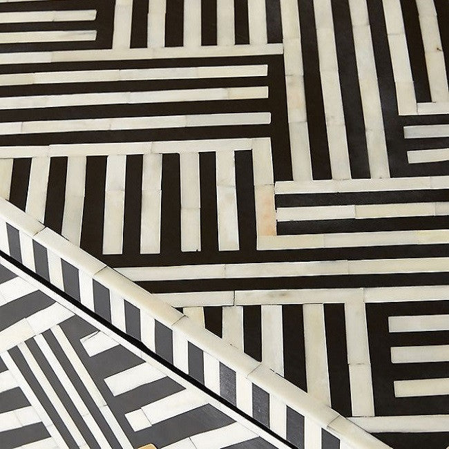 Criss Cross Inlay Desk in Black