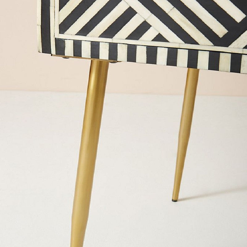Criss Cross Inlay Desk in Black