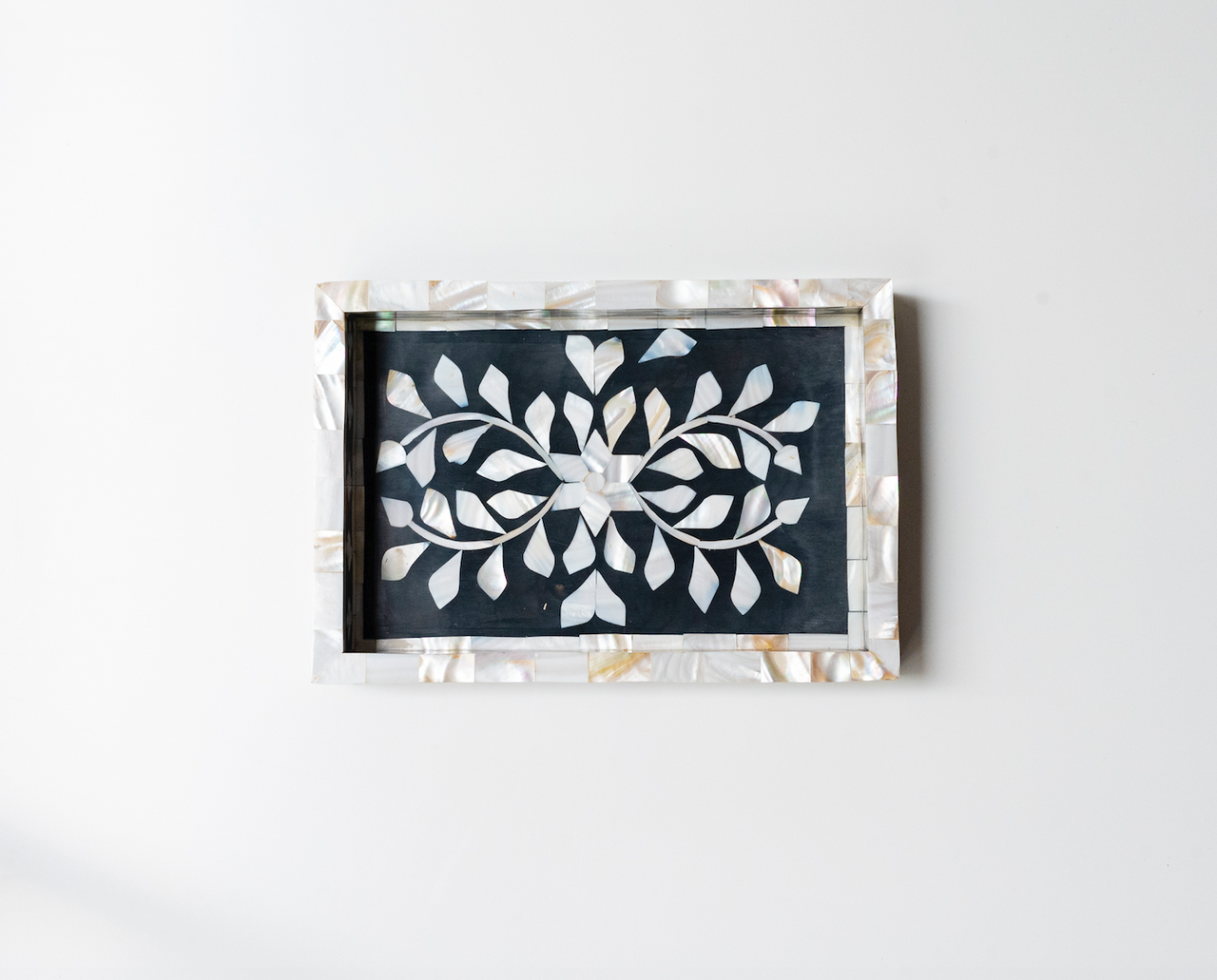 Mother of Pearl Inlay Mini Tray : Floral : Black