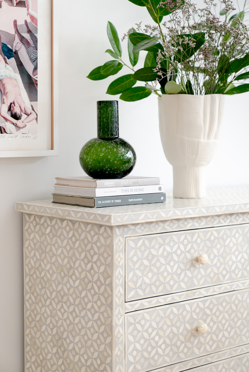 Bone Inlay 6 Drawer Chest : Starburst : Light Grey