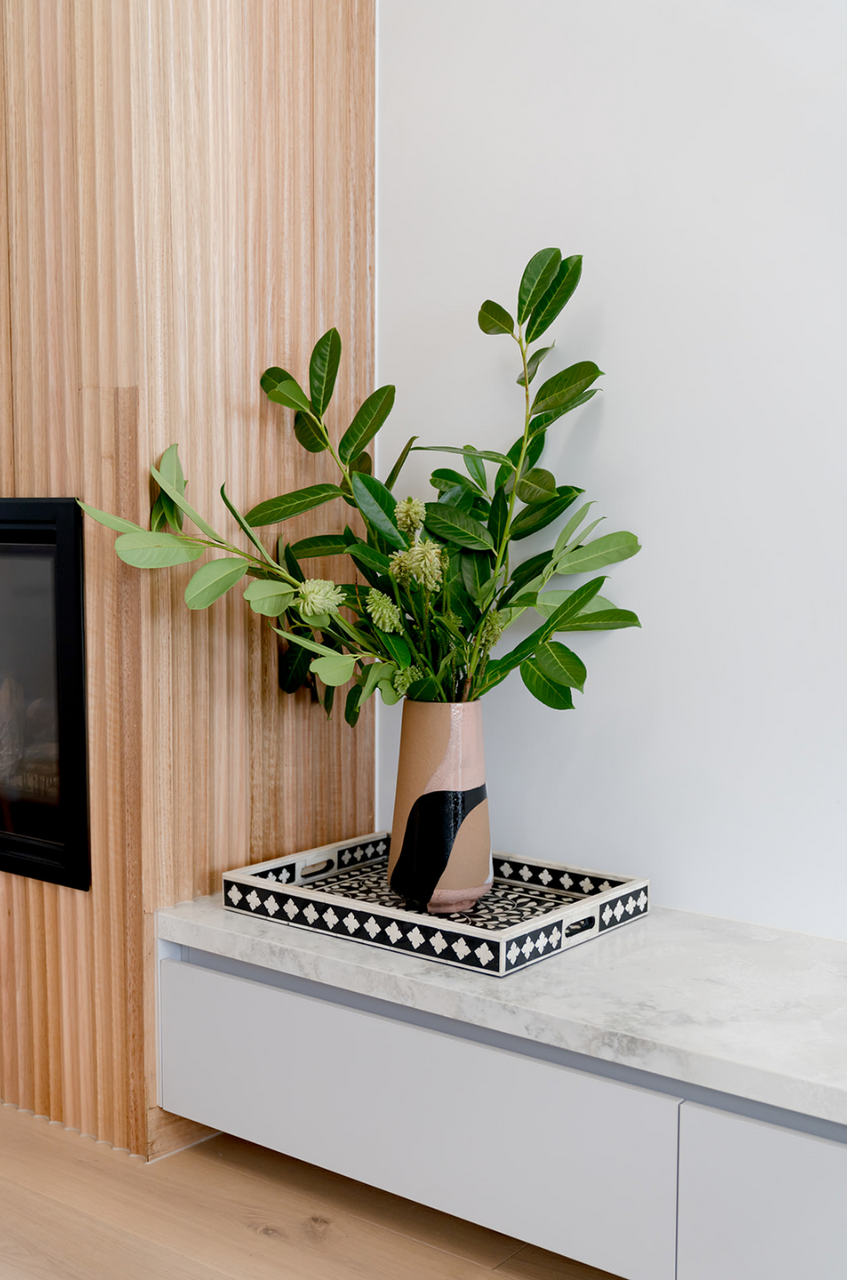 Bone Inlay Rectangular Tray : Floral : Black