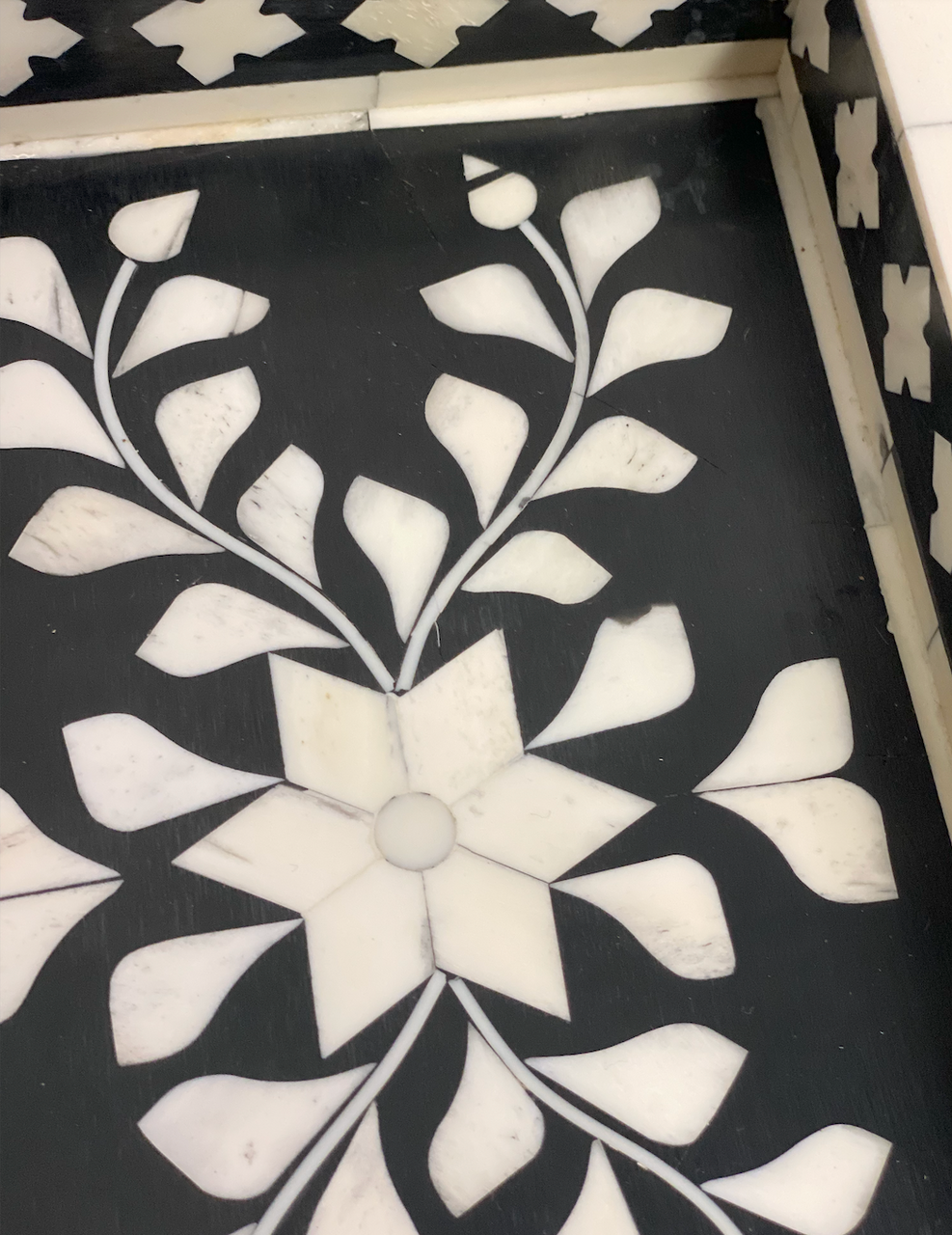 Imperfect Bone Inlay Mini Tray : Floral : Black