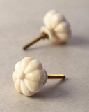 Bone Dresser Knob : Floral : Natural