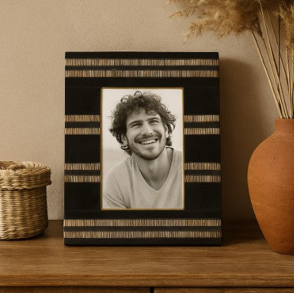 Horn Inlay Picture Frame (4 x 6) : Black