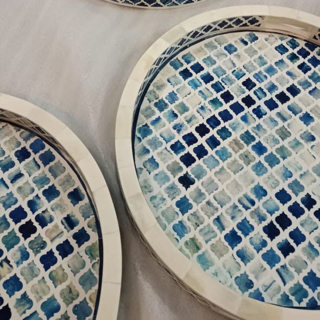 Dyed Bone Inlay Round Tray : Moroccan : Blue