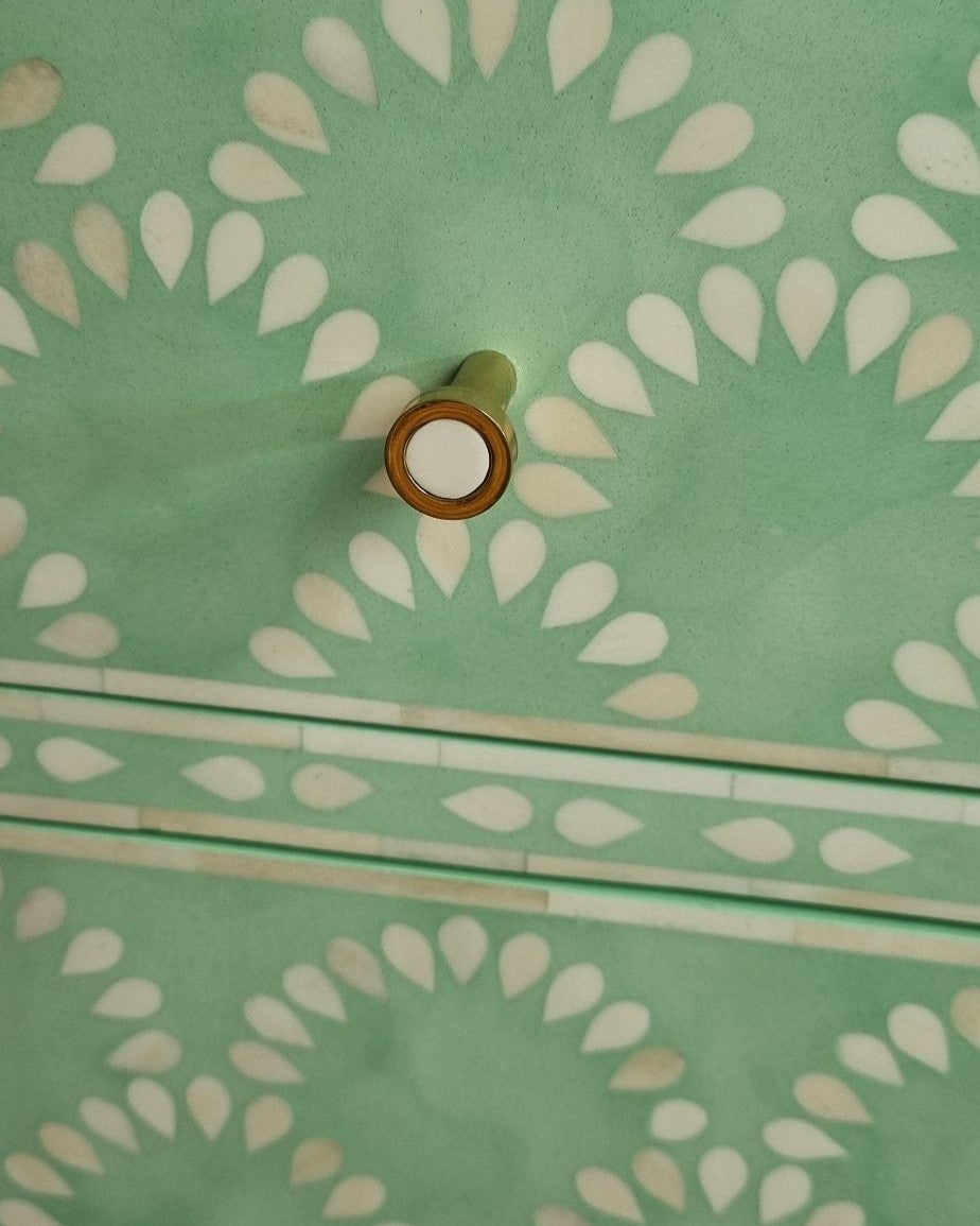 Bone Inlay 2 Door Buffet : Fan : Green