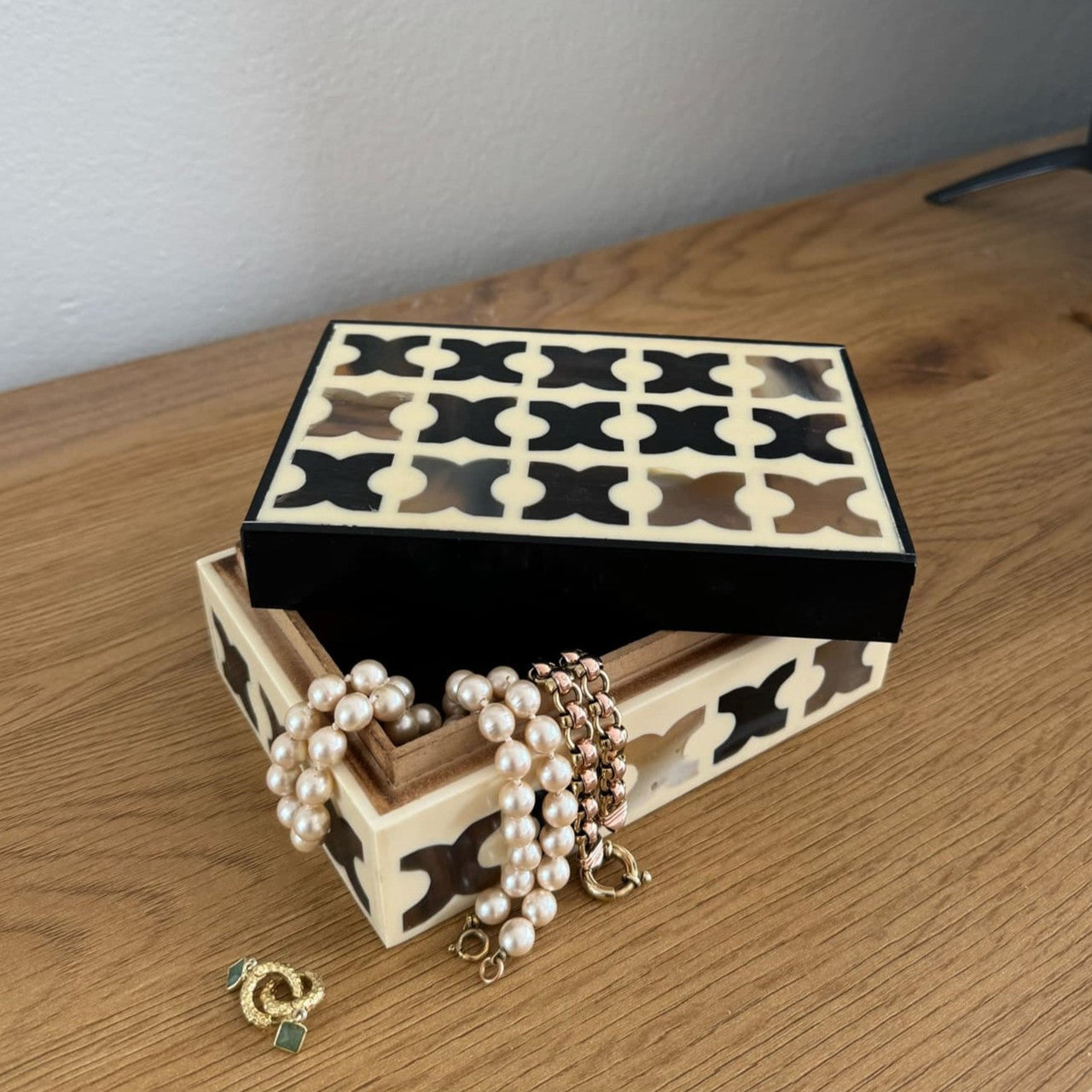 Bone Inlay Mid Size Box : X : Brown