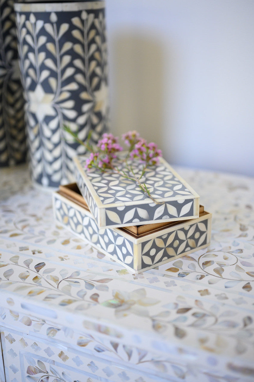 Bone Inlay Small Gift Box : Starburst : Dark Grey