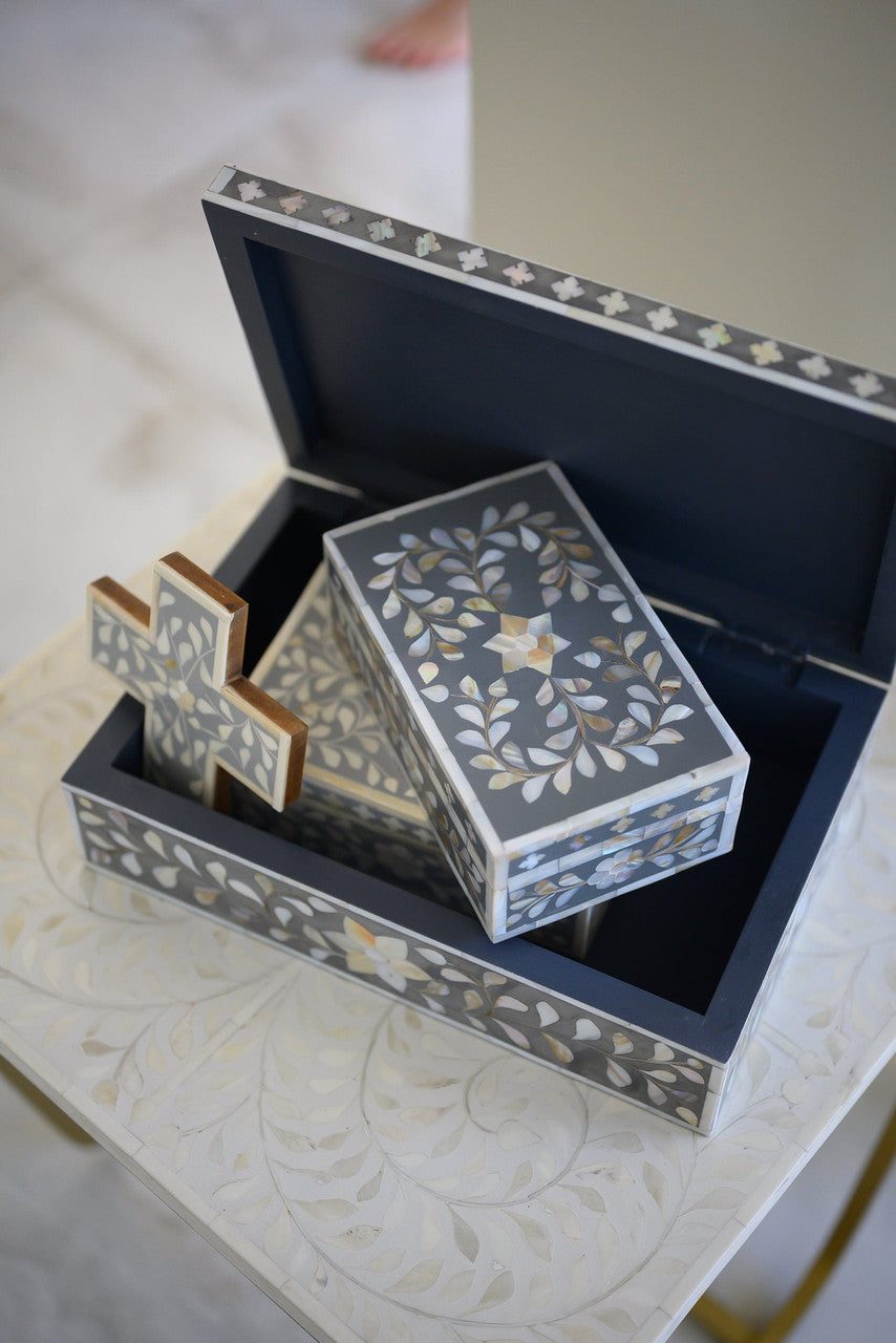 Mother of Pearl Small Gift Box : Floral : Dark Grey