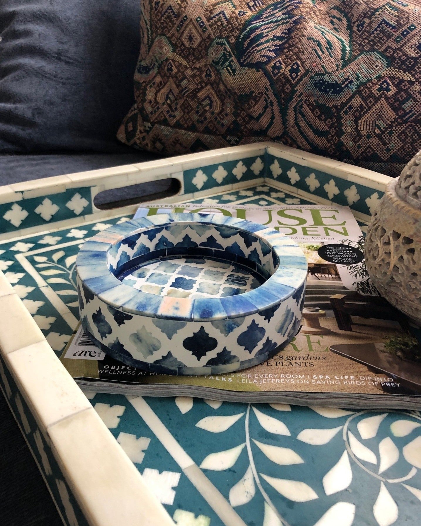 Dyed Bone Inlay Round Tray : Moroccan : Blue